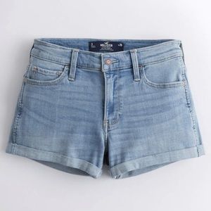 Advanced Stretch Mid-Rise Denim Short 3"